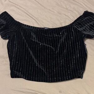 2/$18 🩷 Forever 21 Black Glitter Striped Velvet Crop Top
